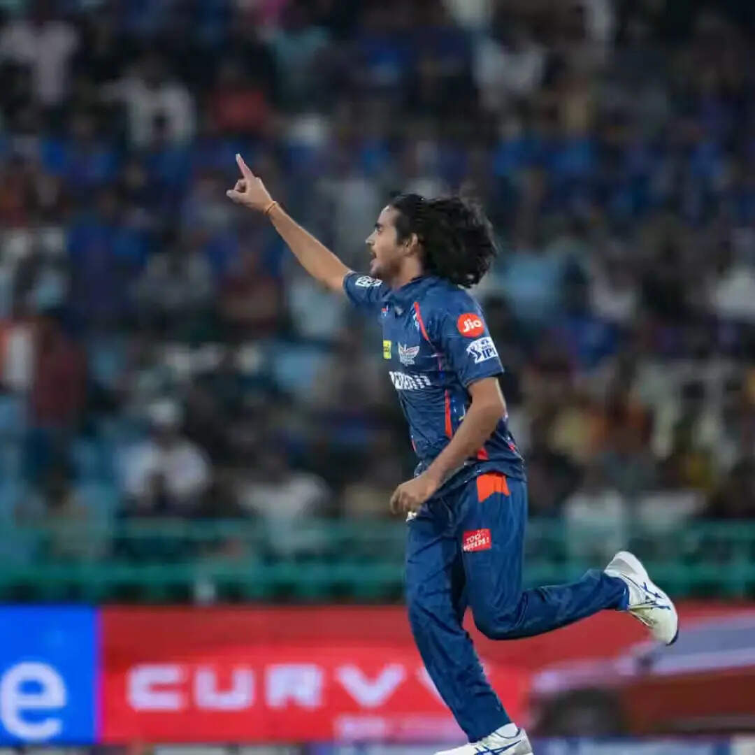 Kaun Hain Digvesh Rathi- 2 मैच में दो फाइन झेलने वाले कौन हैं दिग्वेश राठी