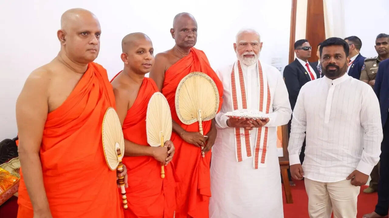 पीएम मोदी ने श्रीलंका के राष्ट्रपति दिसानायके का जताया आभार
