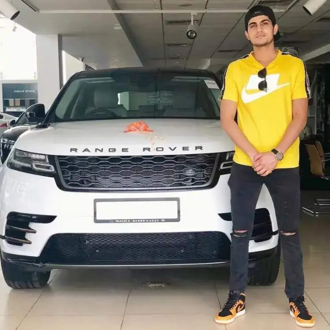 महंगी गाड़ियों का शौक