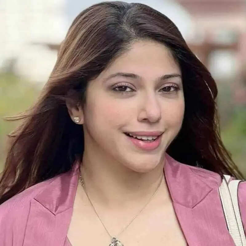 अदिति मलिक Aditi Malik