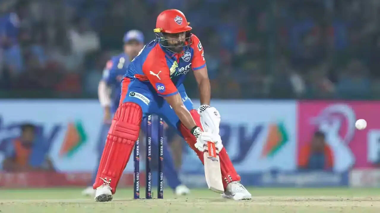 वापसी मुकाबले में शतक से चूके नायर
