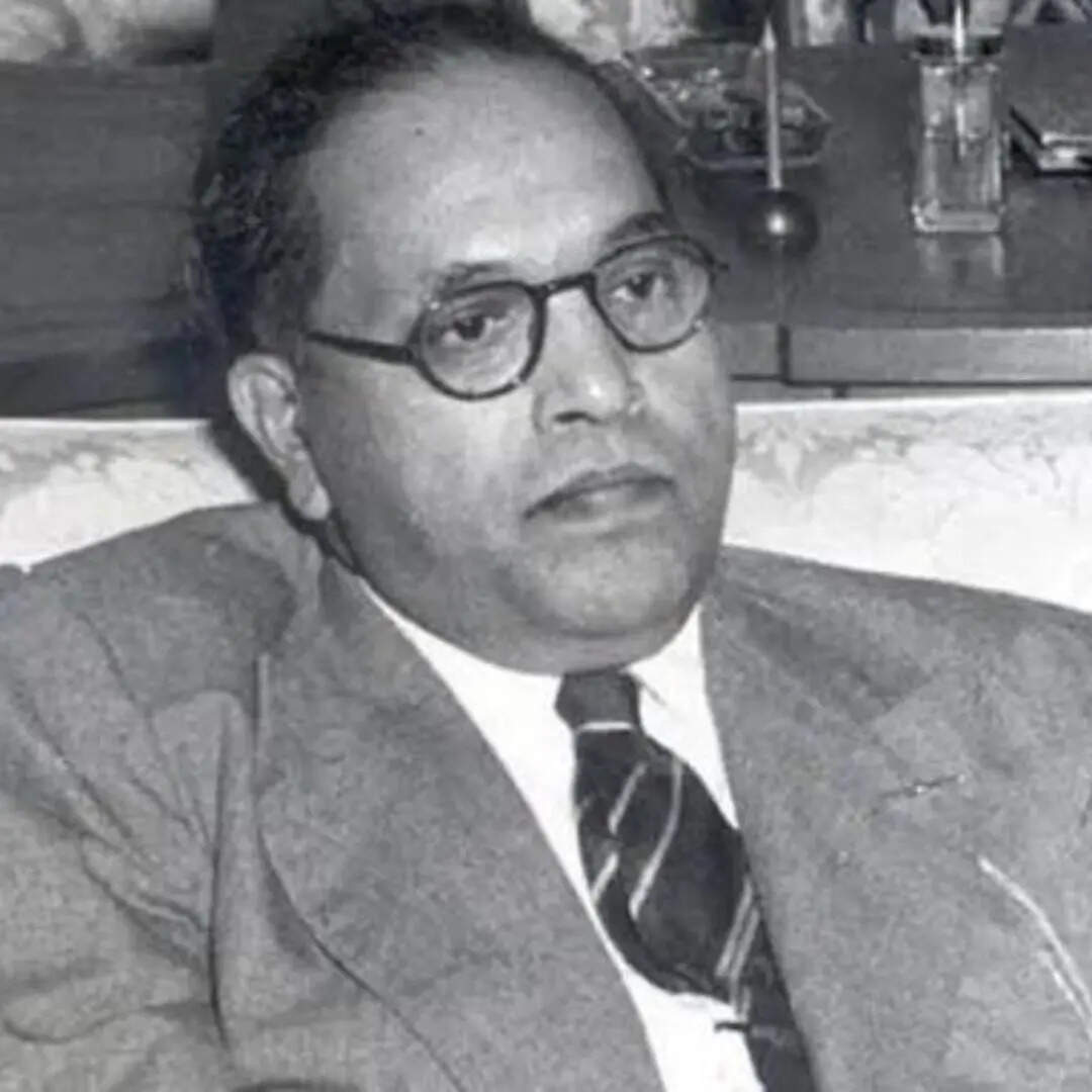 बचपन से पढ़ाई में तेज