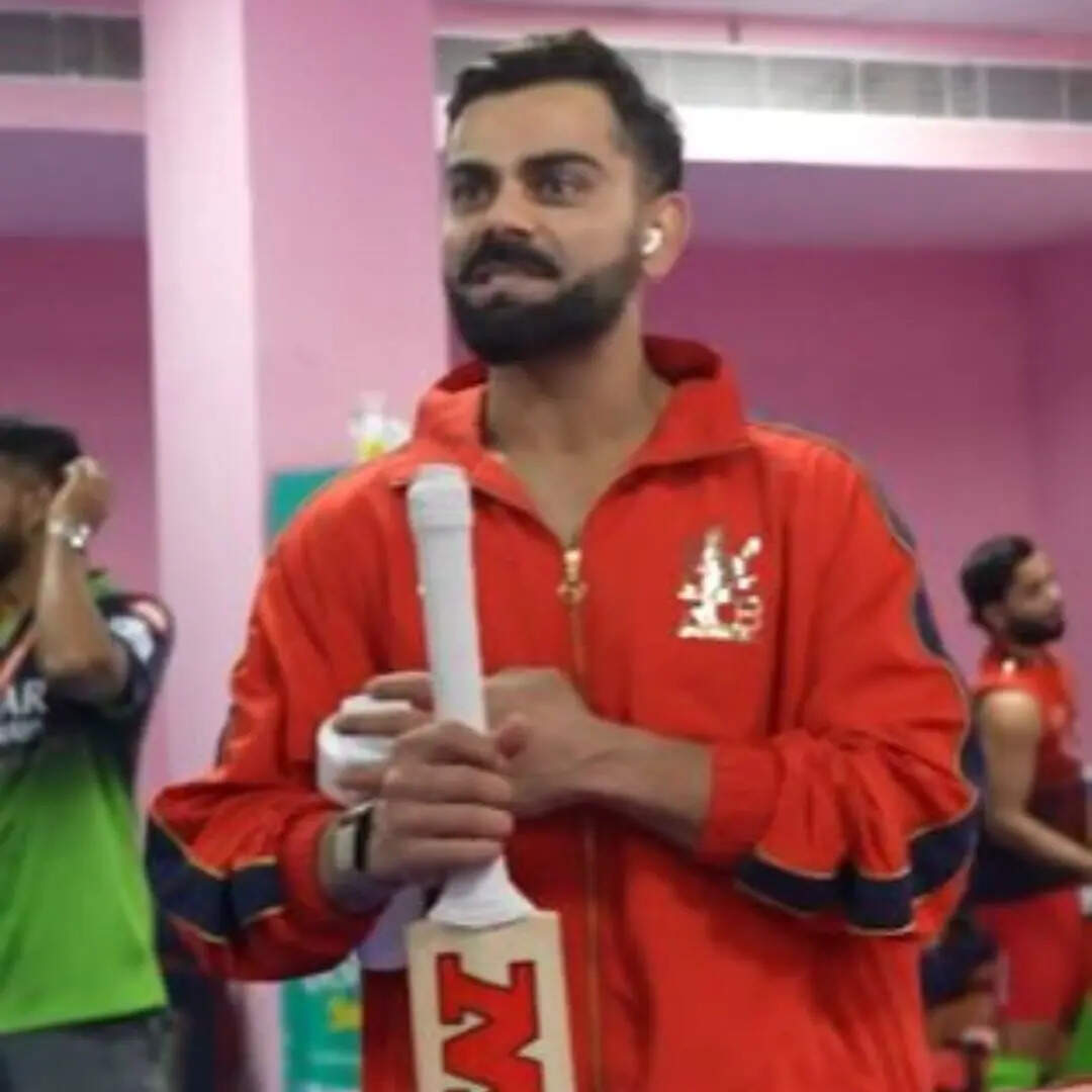 चोरी हुआ विराट का बैट