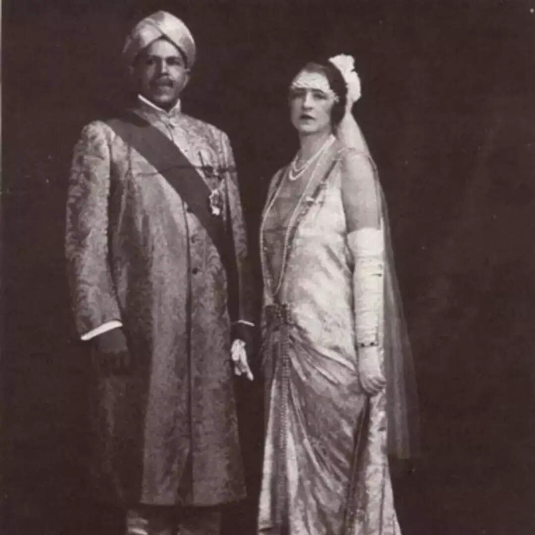 सात समुंदर मिला प्यार