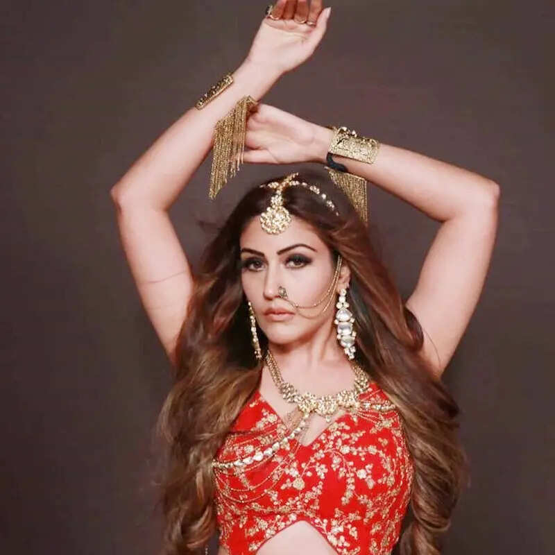 सुरभि चंदना Surbhi Chandna