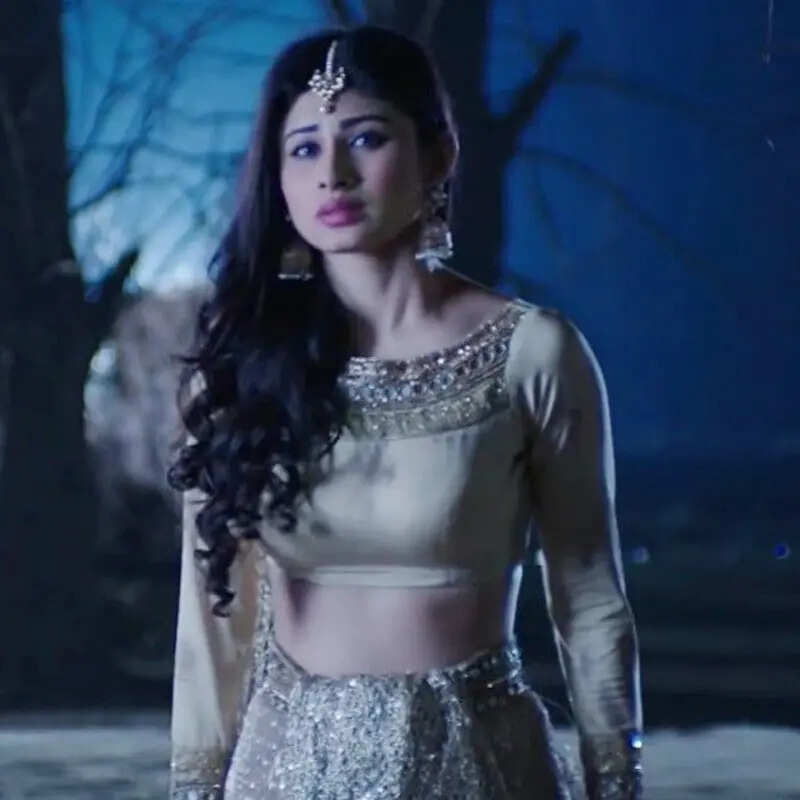 मौनी रॉय Mouni Roy