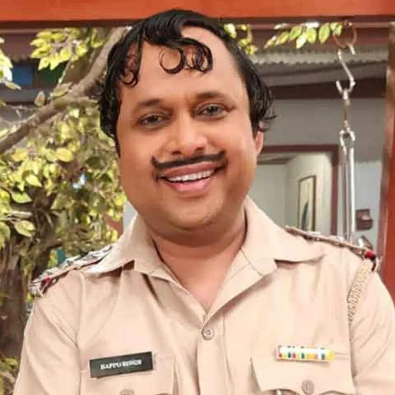 दरोगा हप्पू सिंह