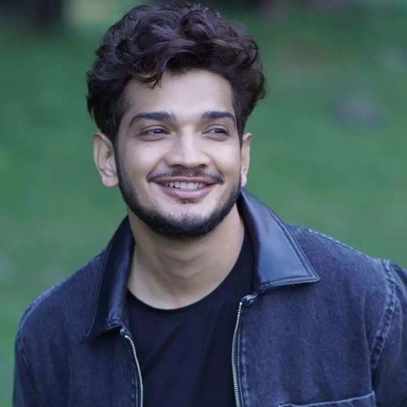 लाफ्टर शेफ 2 में दिखेंगे मुनव्वर फारूकी