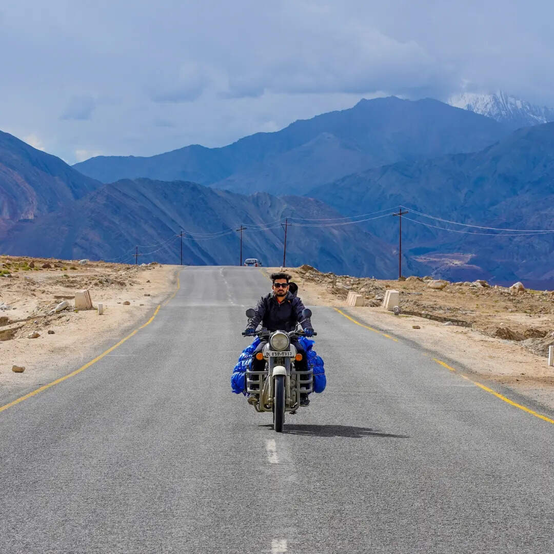पर्यटकों को दिया आश्वासन