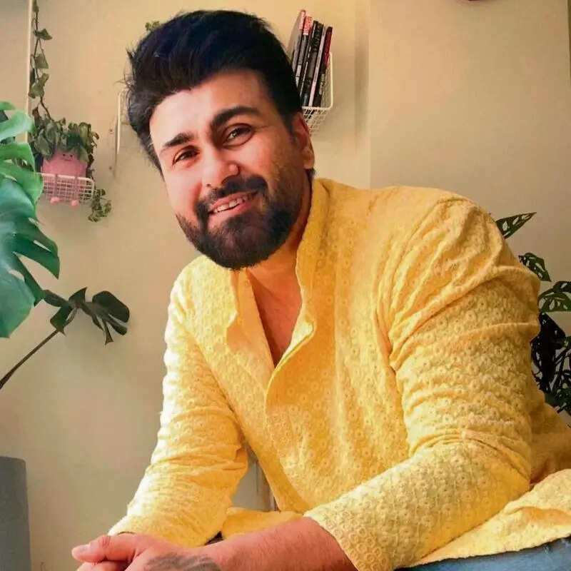 आर्य बब्बर Arya Babbar