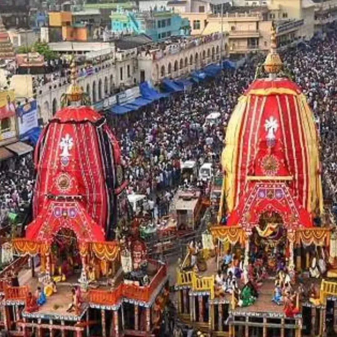 इस दिन से ही उड़ीसा के प्रसिद्ध पुरी रथ यात्रा के लिए रथों का निर्माण कार्य शुरू हो जाता है।