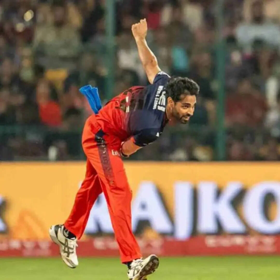 भुवनेश्वर कुमार को भी नहीं छोड़ा