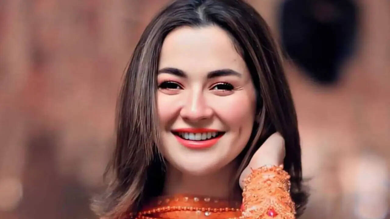 Hania Aamir ने पहलगाम हमले के लिए पाकिस्तानी सेना को ठहराया जिम्मेदार बयान वायरल होते ही एक्ट्रेस ने बताया सच