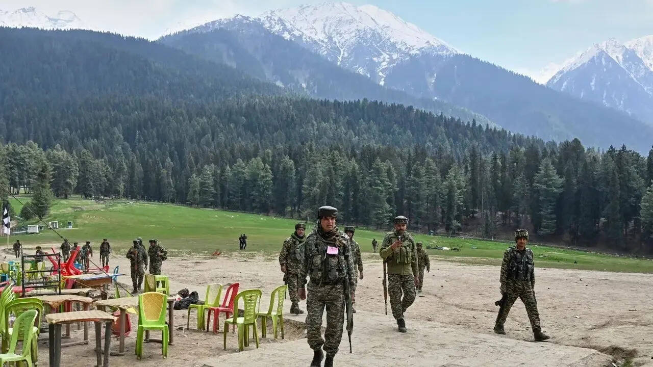 पहलगाम आतंकी हमले में 26 लोगों की मौत