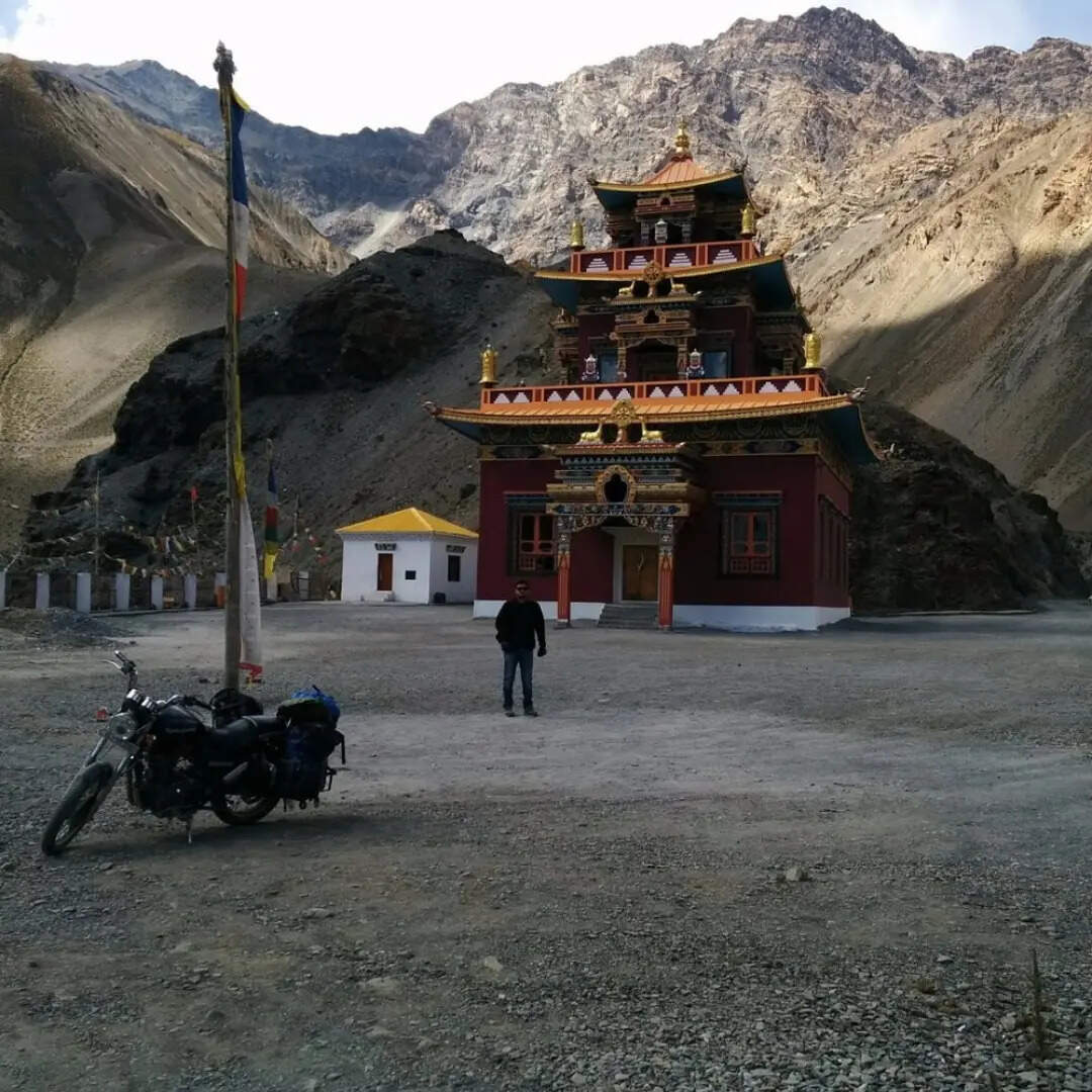 ​ग्यू गांव​