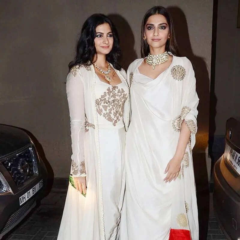 सोनम कपूर-रिया कपूर (Sonam Kapoor-Rhea Kapoor)