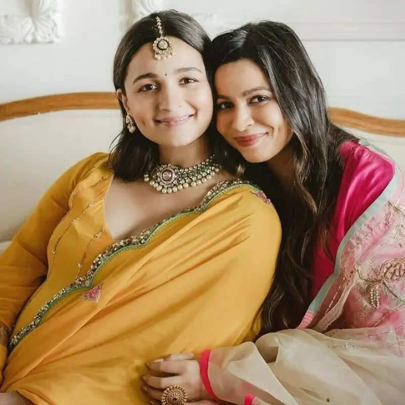 आलिया भट्ट-शाहीन भट्ट (Alia Bhatt-Shaheen Bhatt)