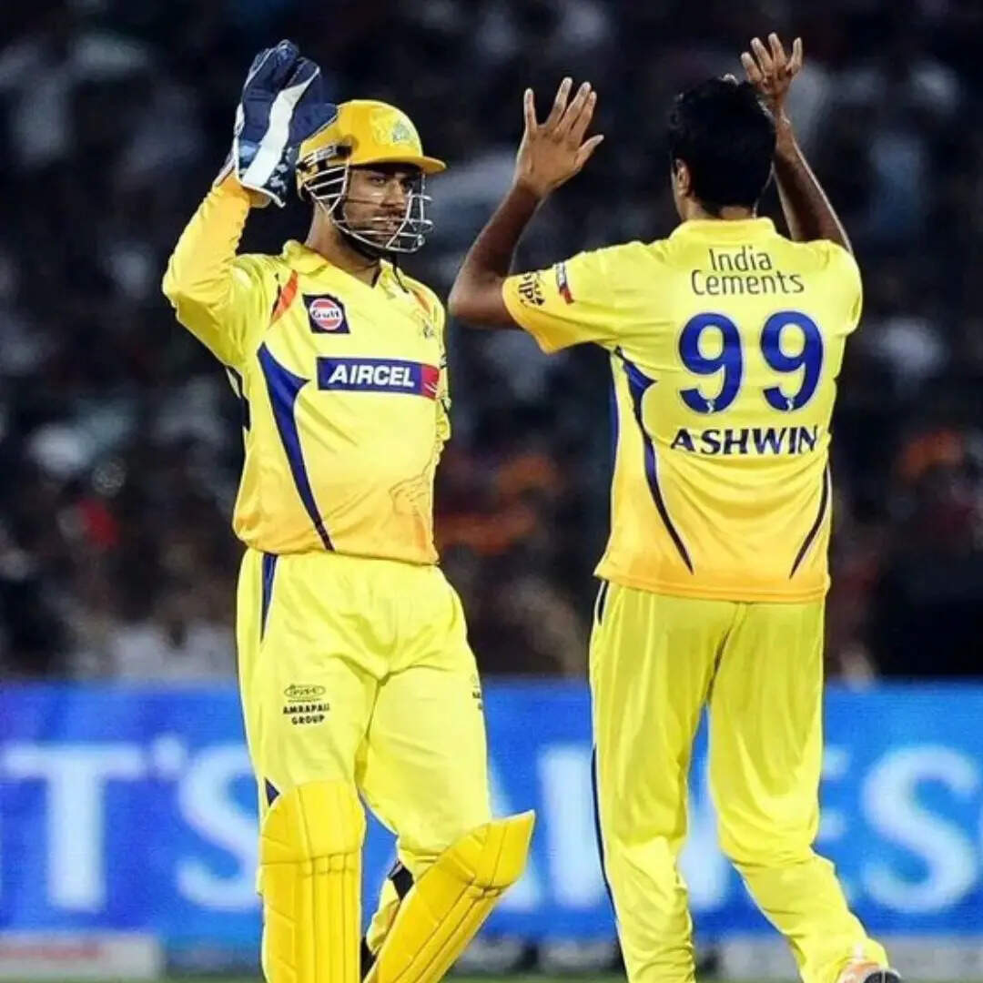 8 रविचंद्रन अश्विन
