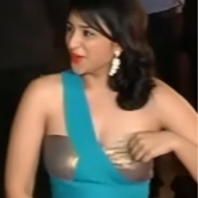 Parineeti Chopra के ब्लाउज ने जब दिया उन्हें धोखा