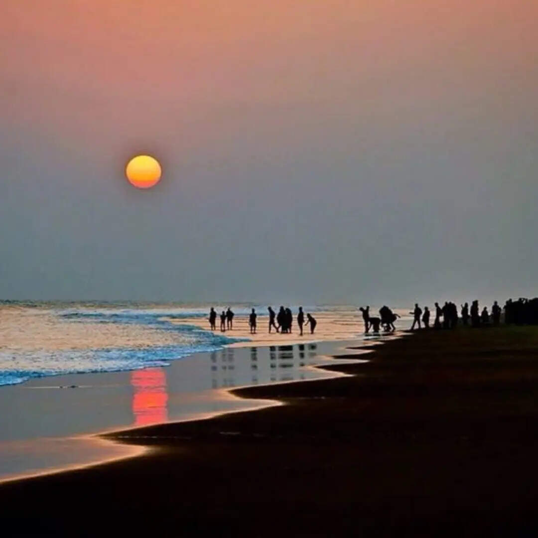 ​तलसारी बीच​