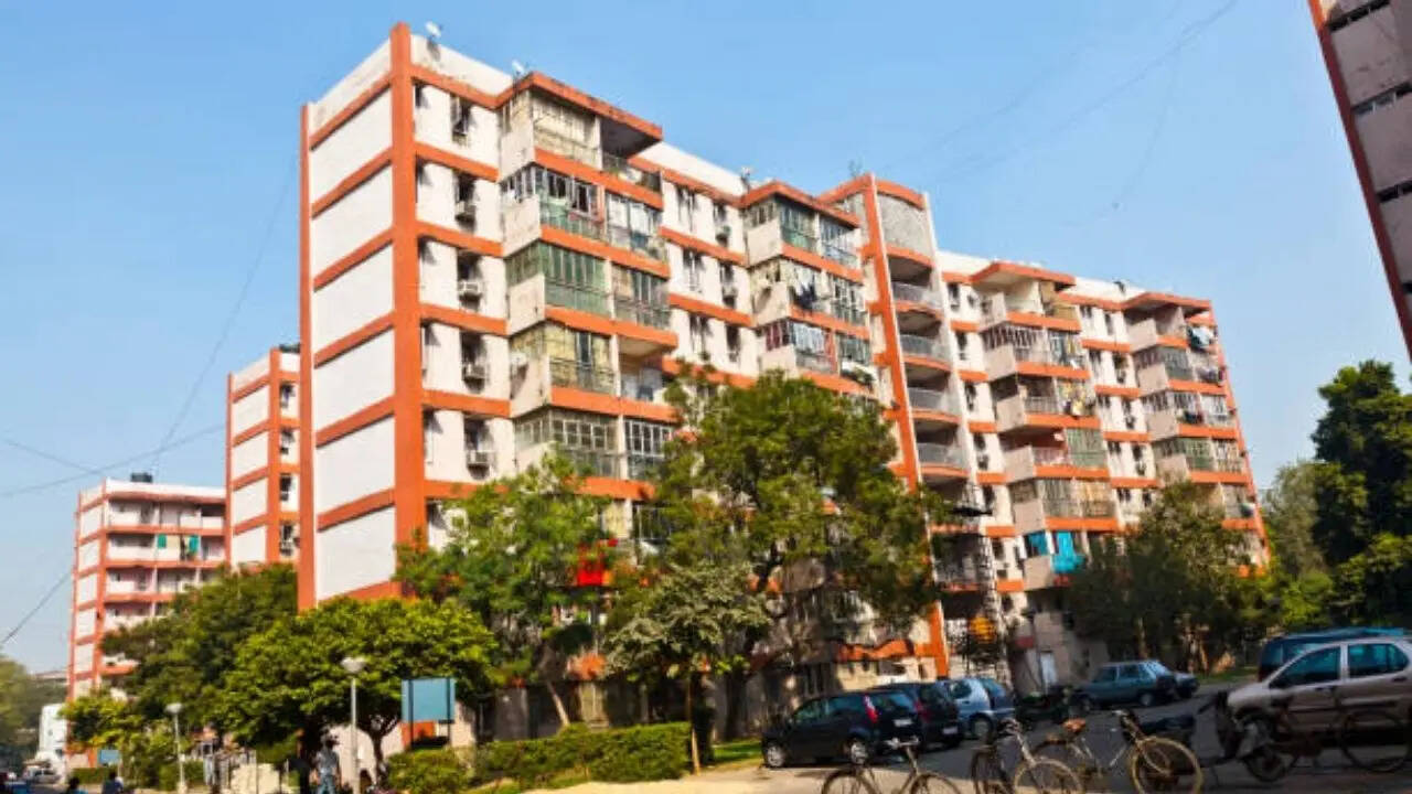 ​लोकेशन और कनेक्टिविटी​