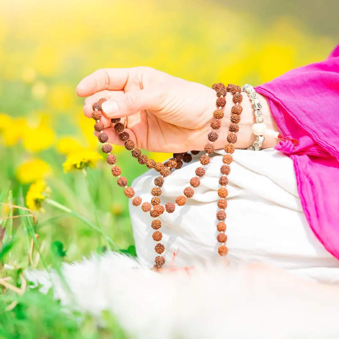भजन से किसी प्रकार की अपेक्षा न रखना