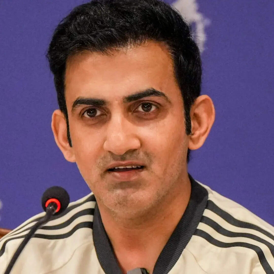 गंभीर ने की आलोचना