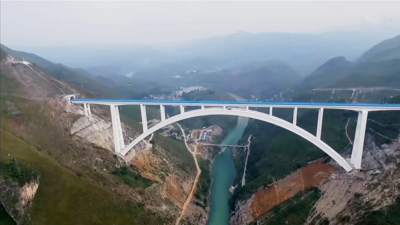 बेइपानजियांग रेलवे ब्रिज किंगलोंग - 283 मीटर Beipanjiang Railway Bridge Qinglong
