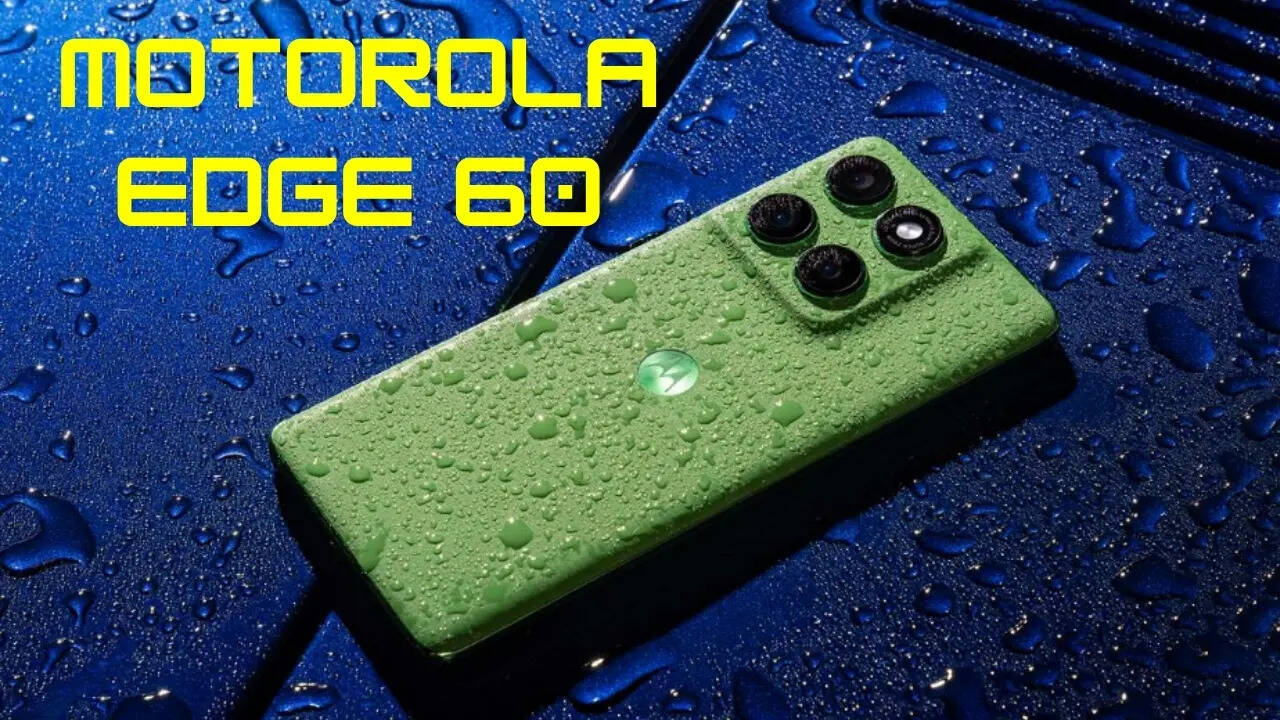 चलिए जानते हैं फोन की कीमत और अन्य स्पेसिफिकेशन के बारे में