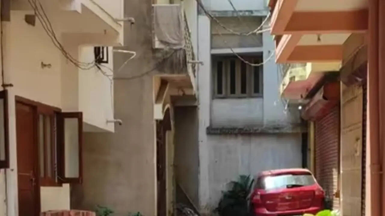पुलिस कॉलोनी