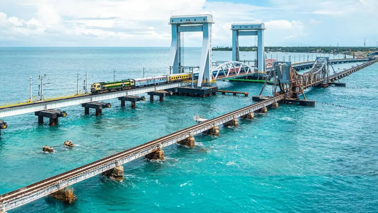 कहां है यह अनोखा रेलवे ट्रैक