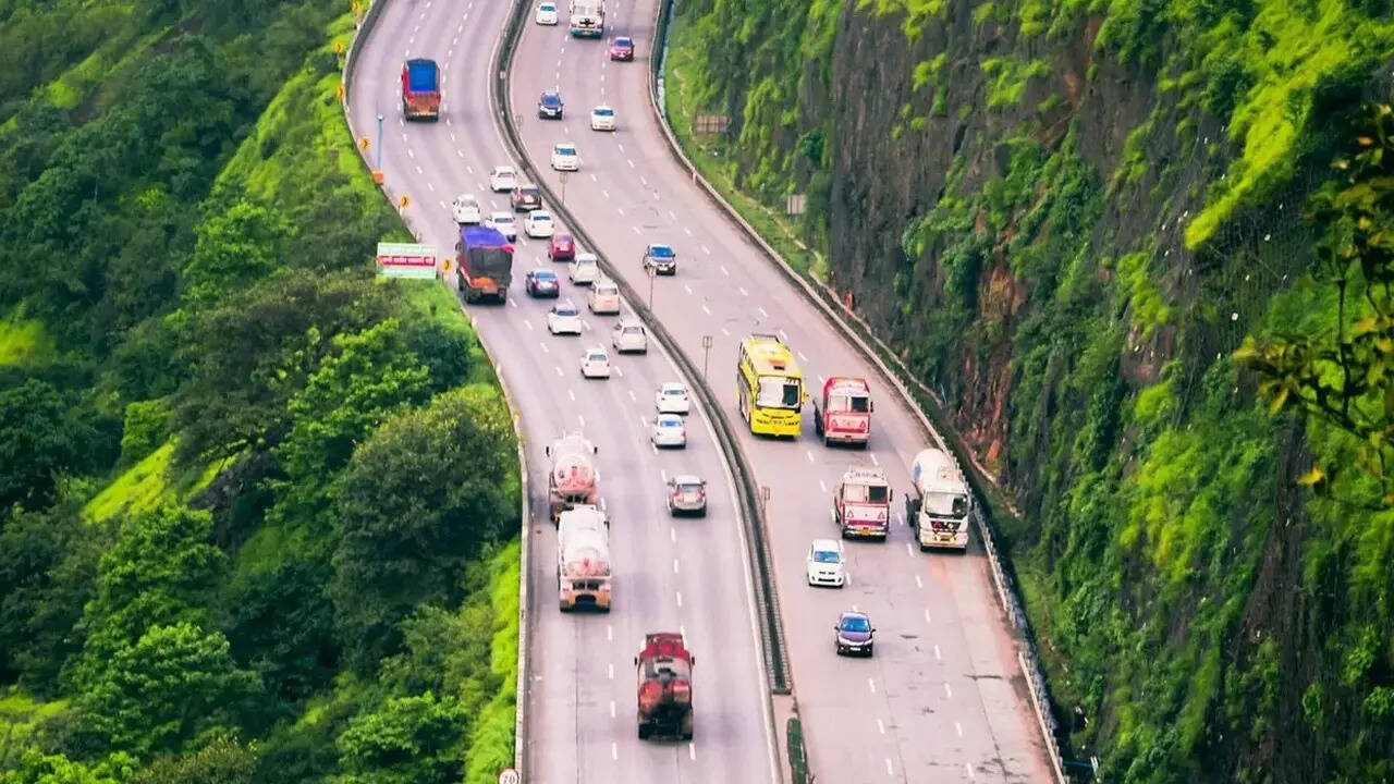 Mumbai Pune Expressway.