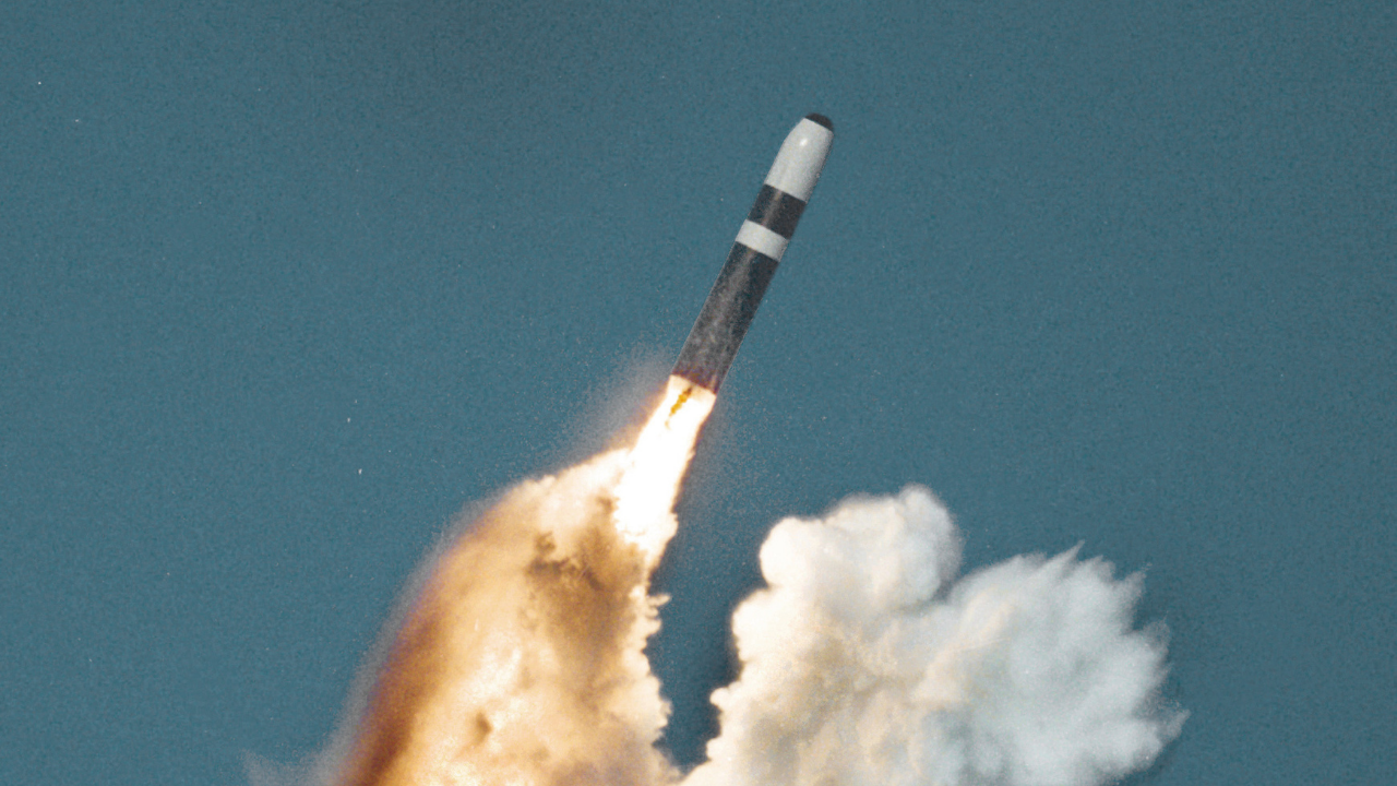 यूजीएम-133 ट्राइडेंट II - UGM-133 Trident II (SLBM) 