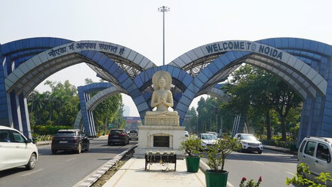 ​नोएडा फिल्म सिटी की लागत​