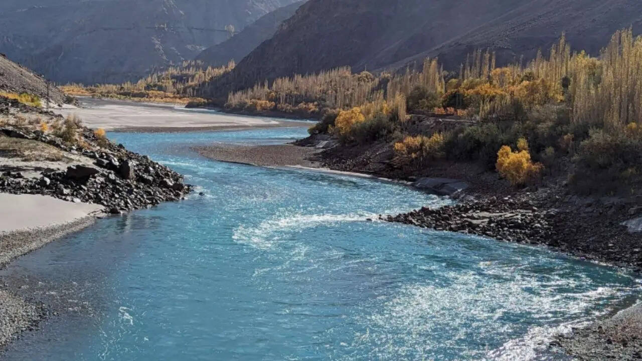 मगर देश में सबसे तेज बहने वाली नदी कौन सी है। यानी भारत की वो कौन सी नदी जिसकी धारा सबसे तेज है। सवाल ऐसा है जो कभी ना कभी दिमाग में जरूर आया होगा।