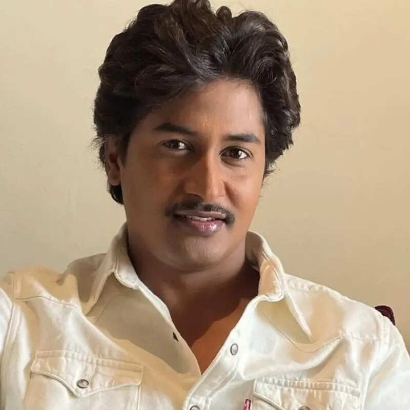 चंदन रॉय (Chandan Roy)