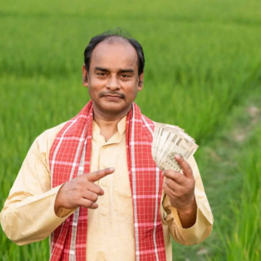 नाम और आधार में फर्क