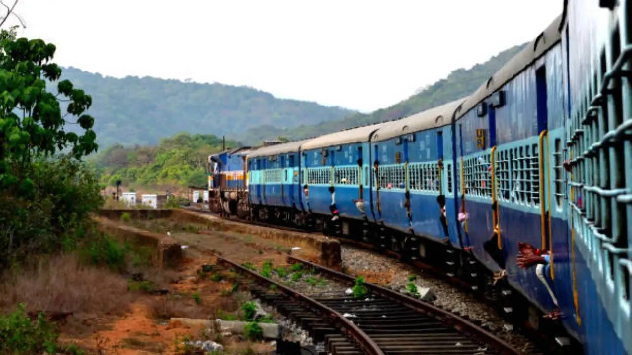 भीड़ देरी और दुर्घटनाओं के जोखिम के चलते बदलाव जरूरी