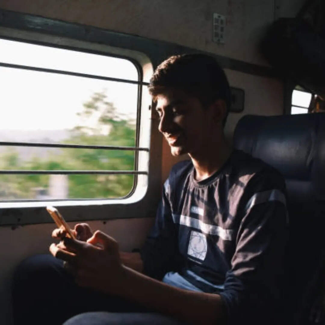 IRCTC अकाउंट को आधार से कैसे लिंक करें स्टेप-बाय-स्टेप गाइड