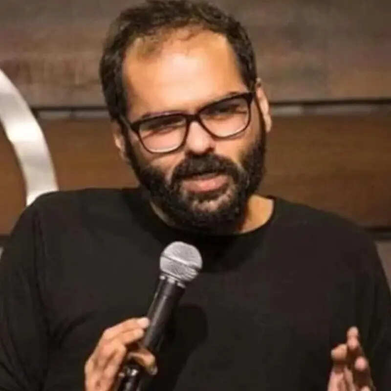कुणाल कामरा (Kunal Kamra)
