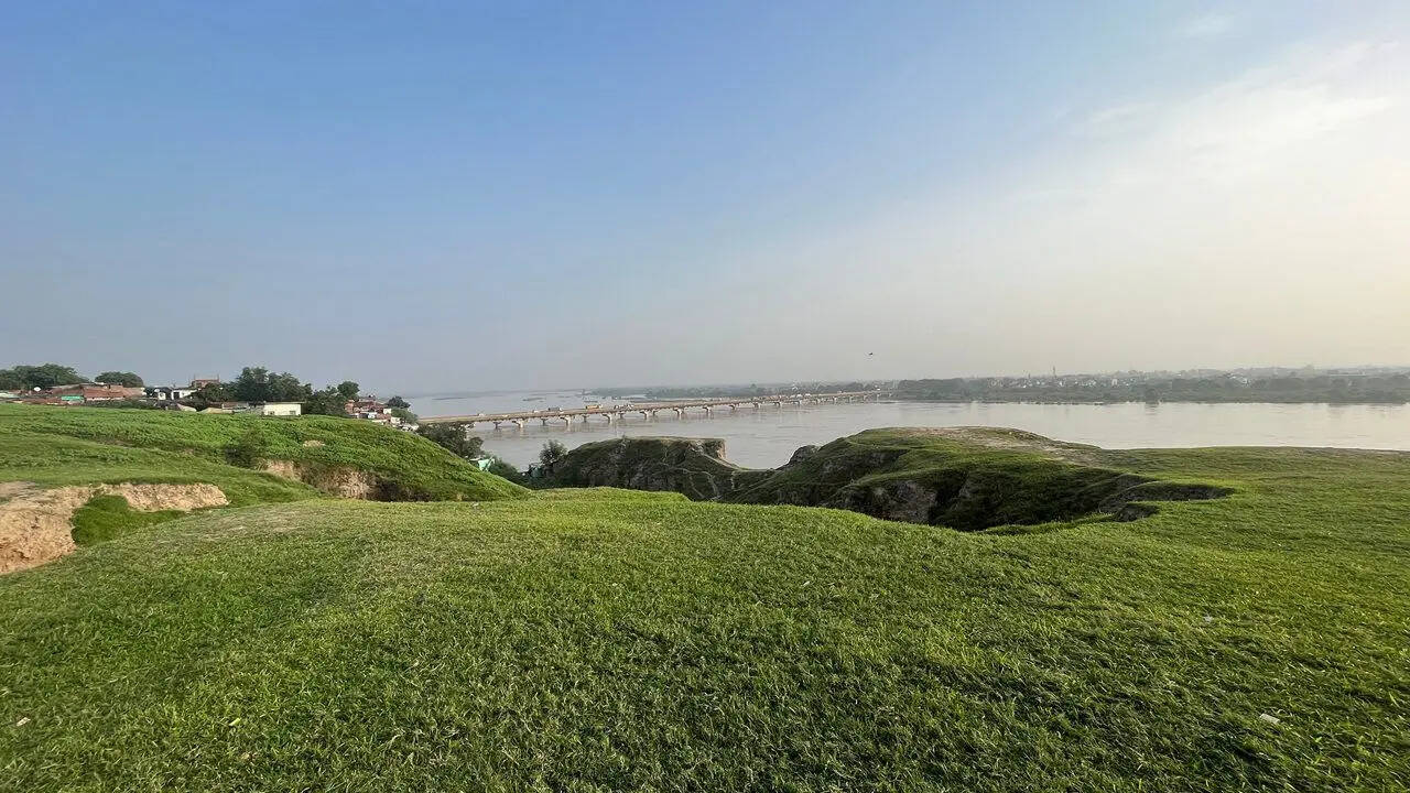 जंगलों के बीच बसा शहर