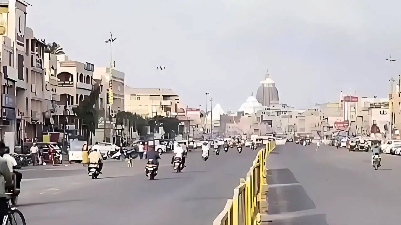 जांच की मांग