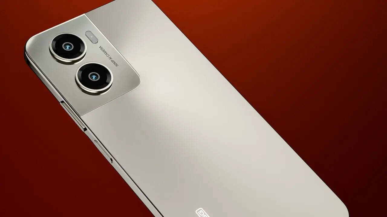 देसी स्मार्टफोन ब्रांड चीनी कंपनियों की बढ़ाएगा टेंशन, लॉन्च होने जा रहा है Dragon  5G फोन | Times Now Navbharat