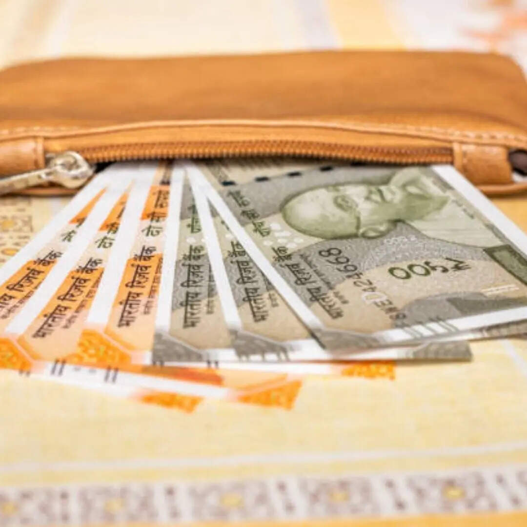 पूर्व आयोगों की समय-सीमा से तुलना