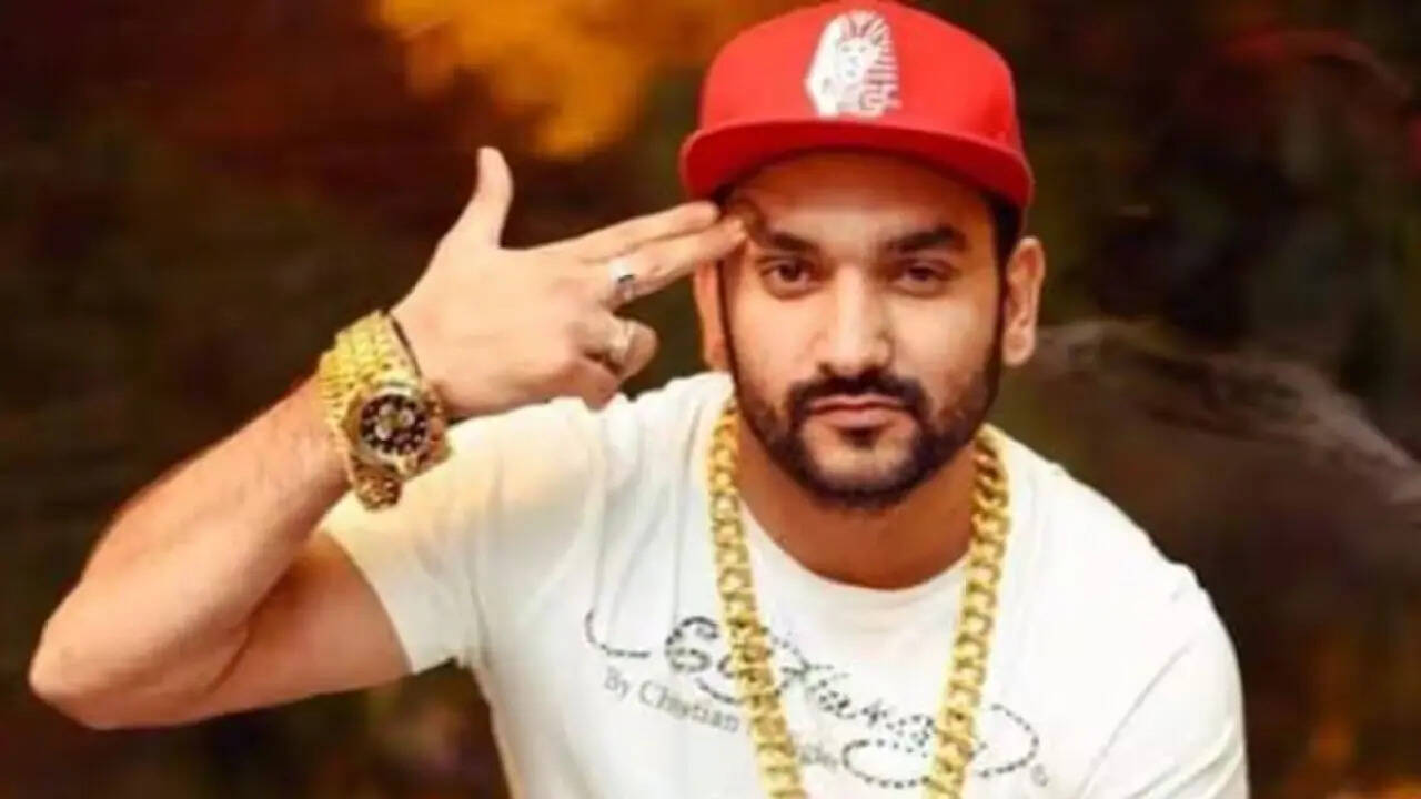 फाजिलपुरिया ने सुनाई घटना वाले दिन की आपबीती सिंगर पर ऐसे बरसाई थी गोलियां फोन पर मिली 5 करोड़ की धमकी