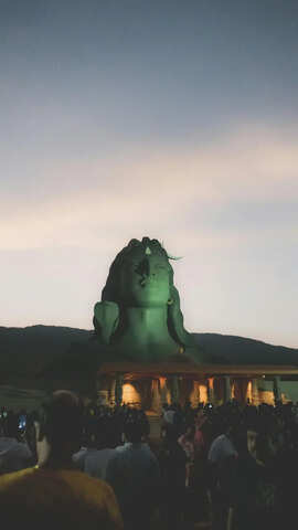 बरसेगी भोलेनाथ की कृपा, जरूर जपें ये 8 मंत्र