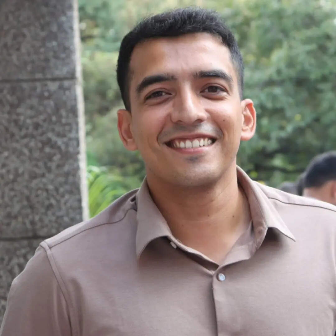 मिला था ये कैडर