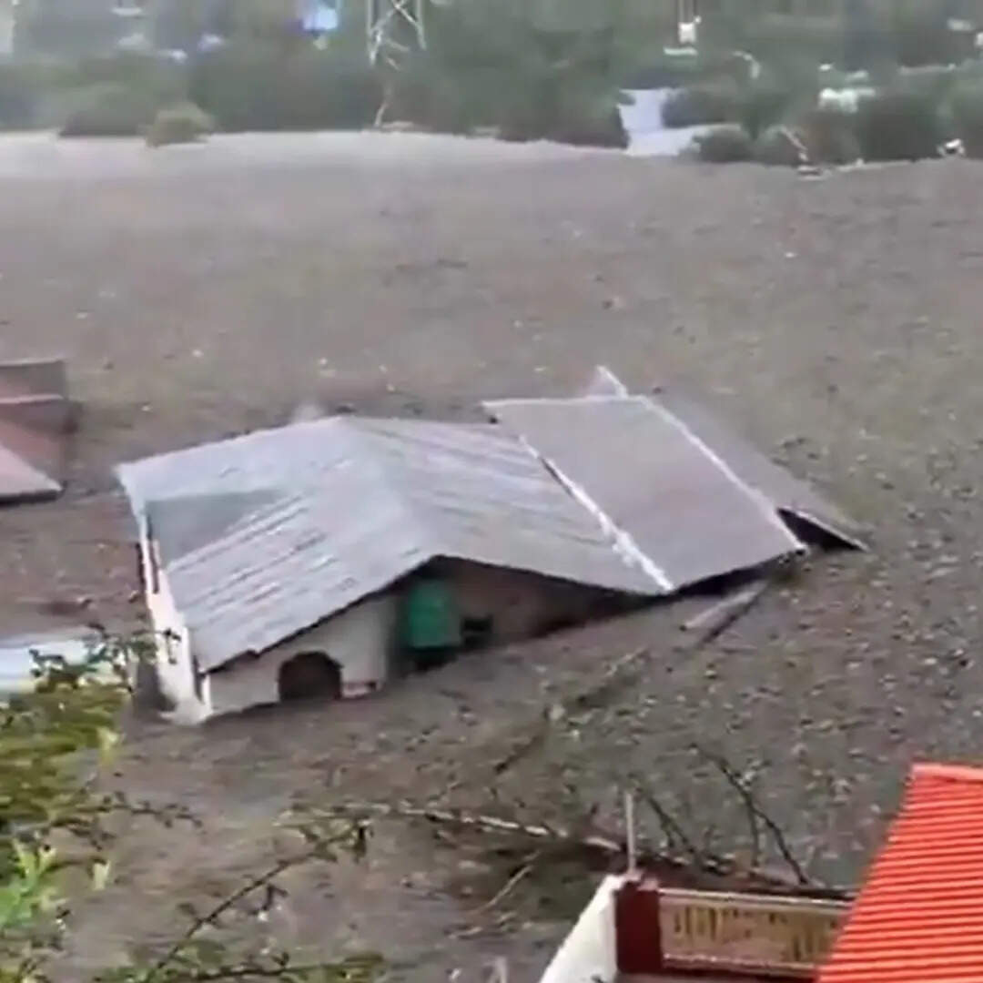 लोगों को एहतियात बरतने की सलाह