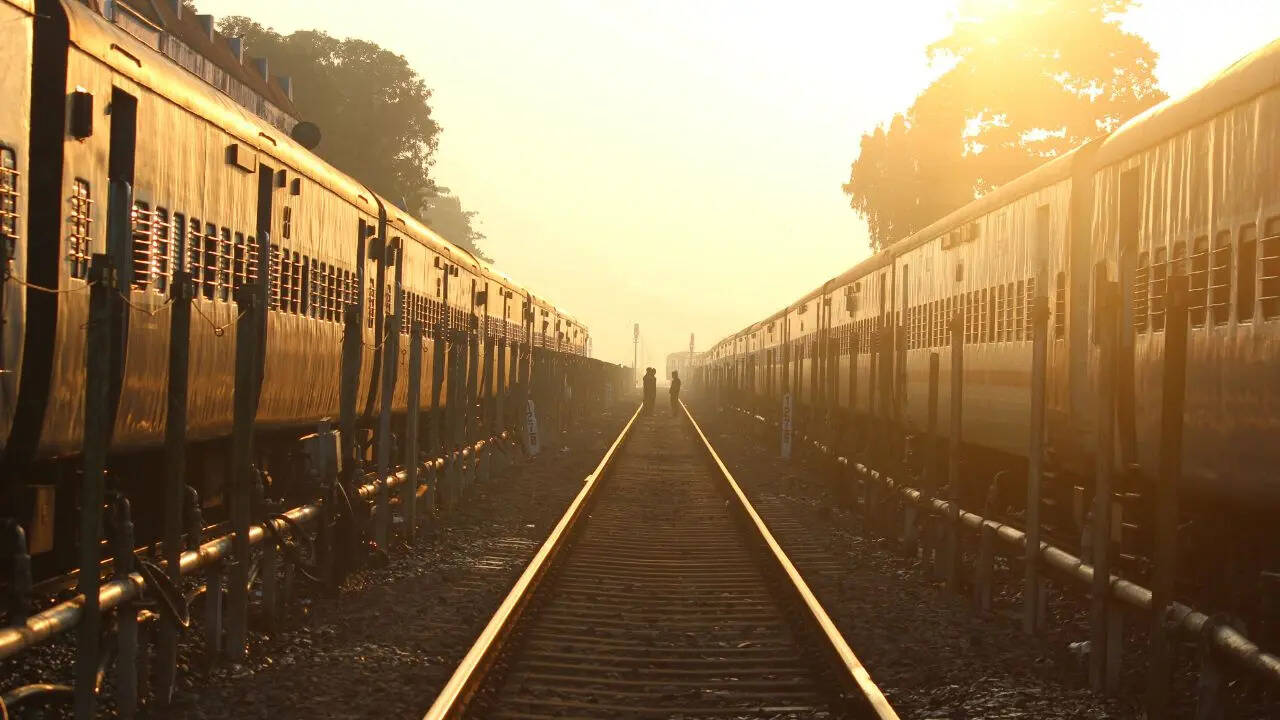 इन वंदे भारत ट्रेनों में लागू हुई सुविधा