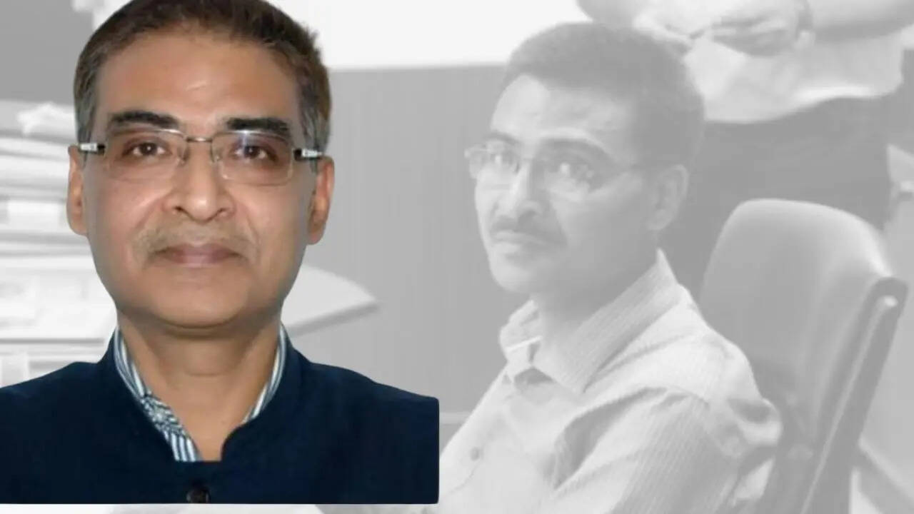 कौन हैं CBSE अध्यक्ष राहुल सिंह, कब से हैं इस पद पर? व किस बैच के हैं ...